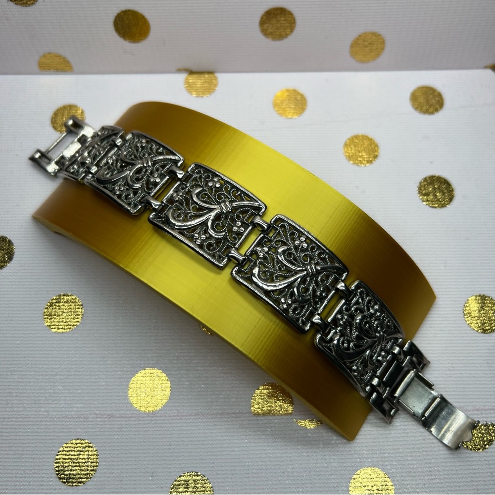 3/$20 bracelet